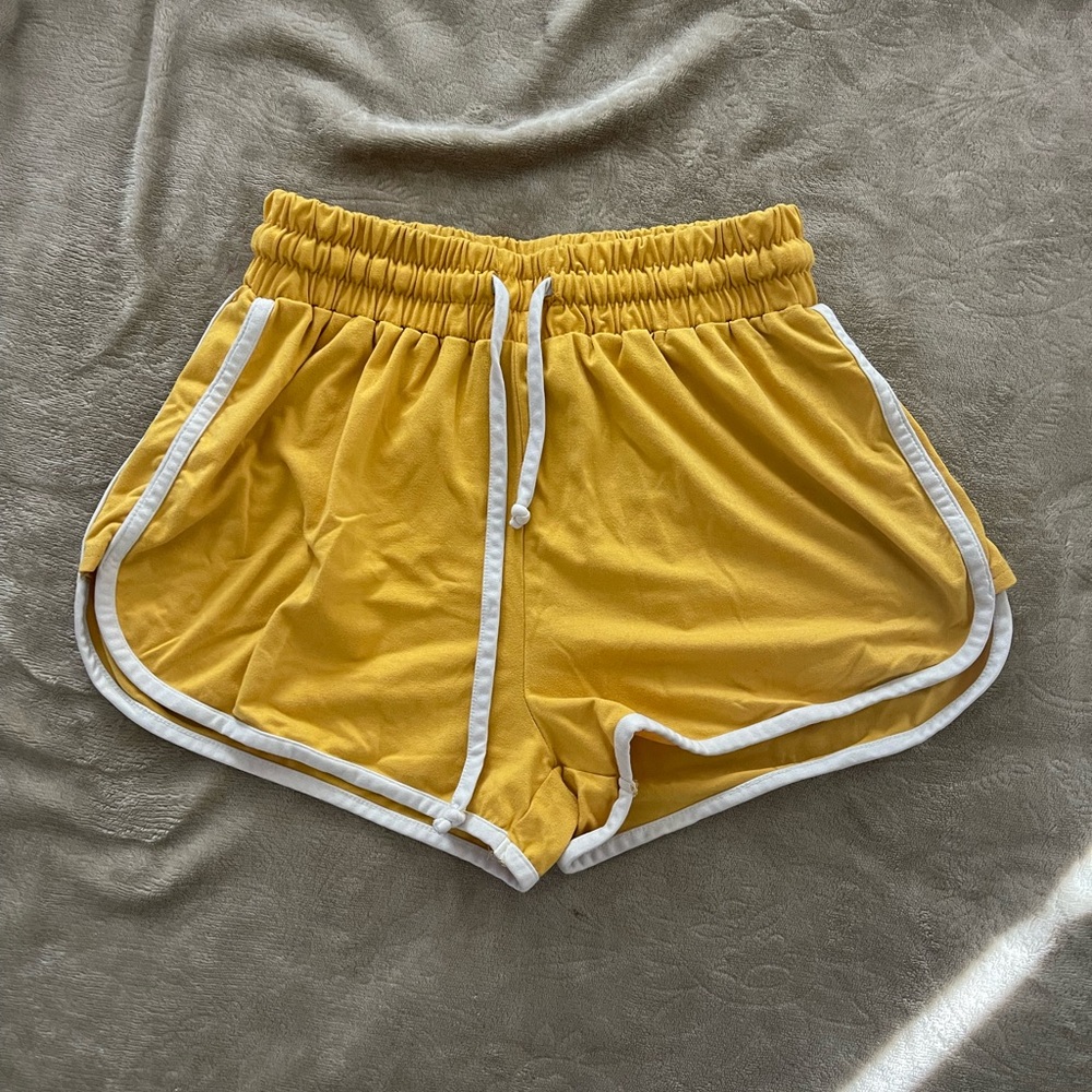 Rue21 Yellow and White Athletic Shorts with Retro Design